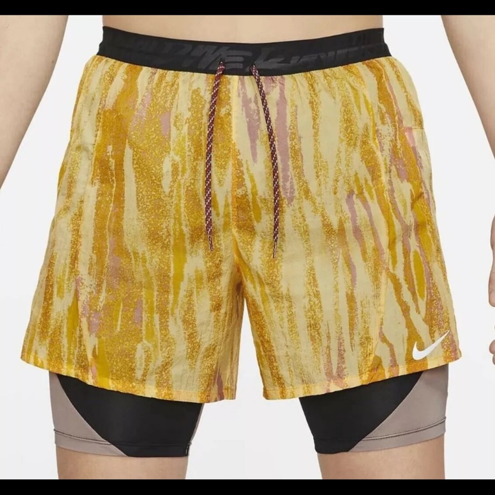Nike Flex Stride 'Wild Run' 2 In 1 Running Shorts  Dri-Fit Men’s M